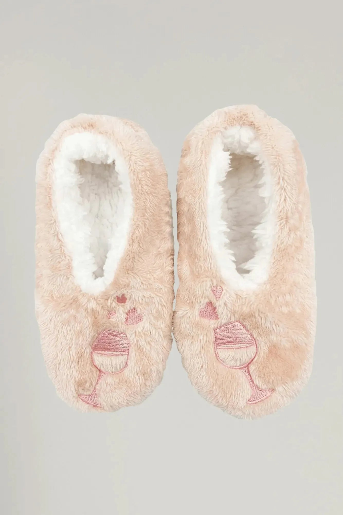 Slipper footsies 2025