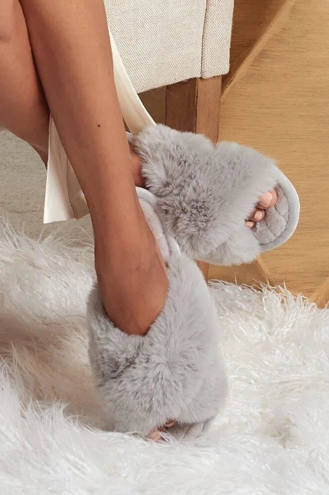 Furry best sale slippers slides